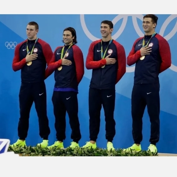 Nike Mens Free RN FLYKNIT USA MEDAL STAND SHOE OLYMPIC Volt SZ 11 Running 842545 - Picture 2 of 10